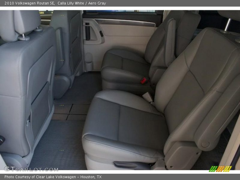 Calla Lilly White / Aero Gray 2010 Volkswagen Routan SE
