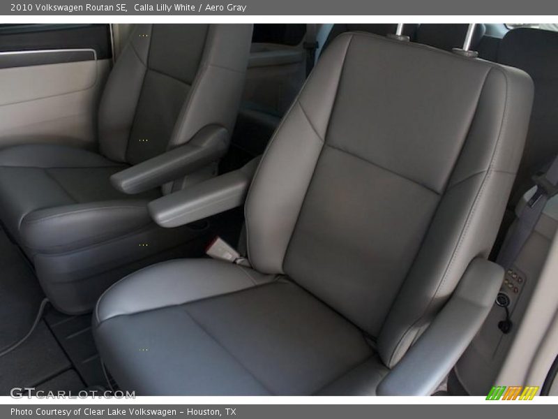 Calla Lilly White / Aero Gray 2010 Volkswagen Routan SE
