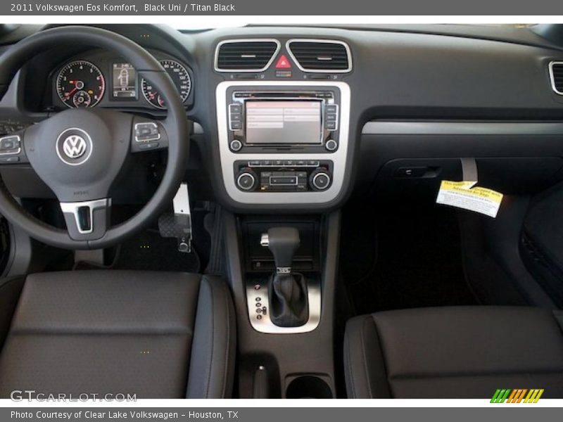 Black Uni / Titan Black 2011 Volkswagen Eos Komfort