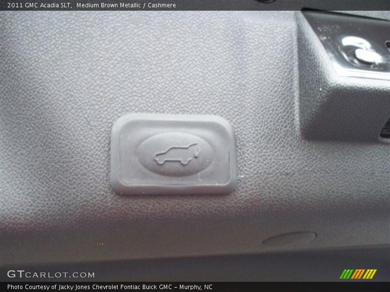 Medium Brown Metallic / Cashmere 2011 GMC Acadia SLT