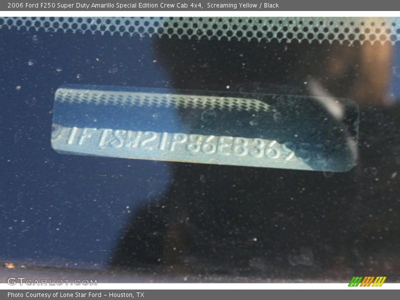 Screaming Yellow / Black 2006 Ford F250 Super Duty Amarillo Special Edition Crew Cab 4x4