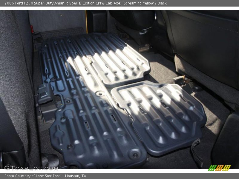 Screaming Yellow / Black 2006 Ford F250 Super Duty Amarillo Special Edition Crew Cab 4x4