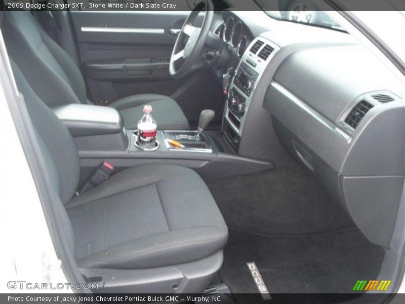 Stone White / Dark Slate Gray 2009 Dodge Charger SXT