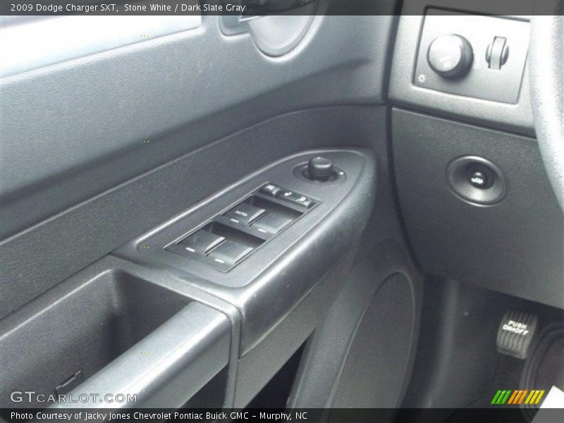 Stone White / Dark Slate Gray 2009 Dodge Charger SXT