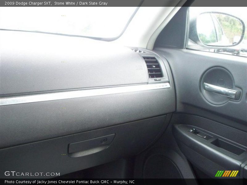Stone White / Dark Slate Gray 2009 Dodge Charger SXT