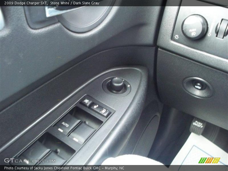 Stone White / Dark Slate Gray 2009 Dodge Charger SXT