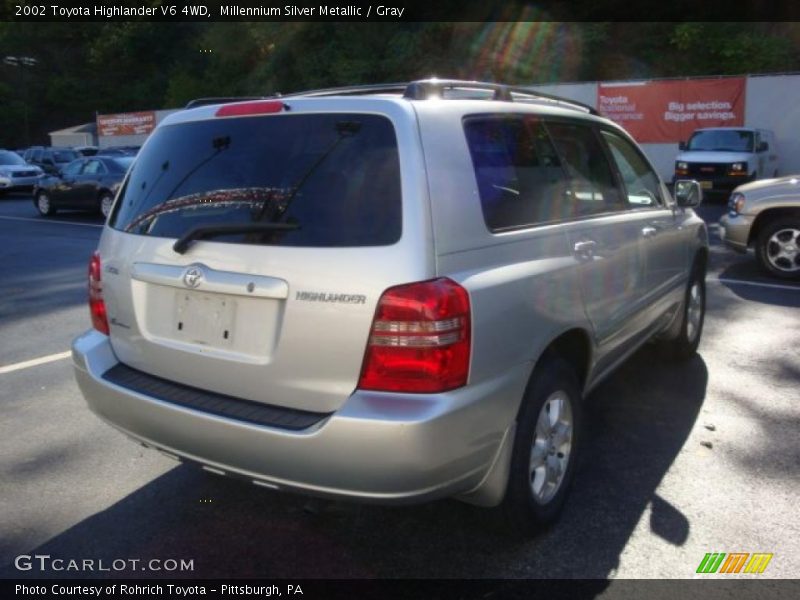 Millennium Silver Metallic / Gray 2002 Toyota Highlander V6 4WD