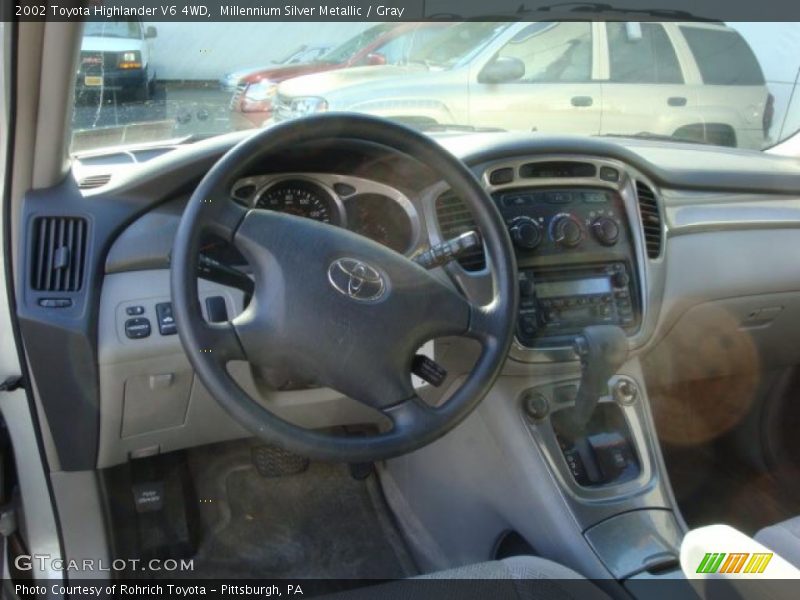 Millennium Silver Metallic / Gray 2002 Toyota Highlander V6 4WD