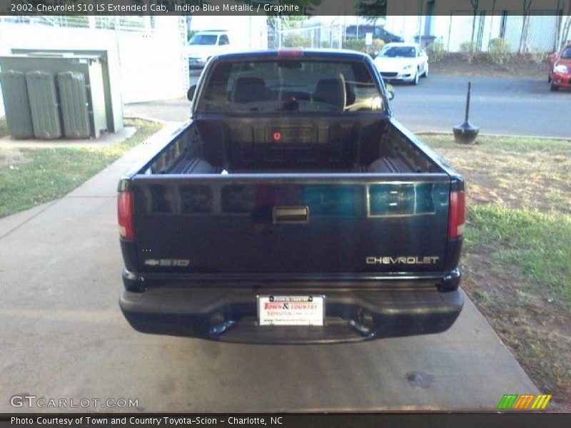 Indigo Blue Metallic / Graphite 2002 Chevrolet S10 LS Extended Cab