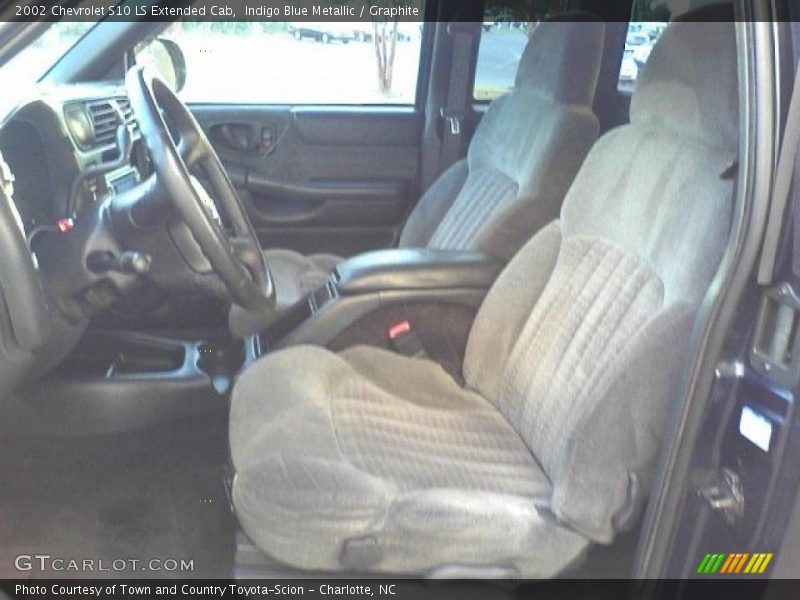 Indigo Blue Metallic / Graphite 2002 Chevrolet S10 LS Extended Cab