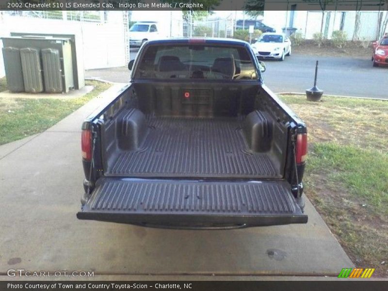 Indigo Blue Metallic / Graphite 2002 Chevrolet S10 LS Extended Cab