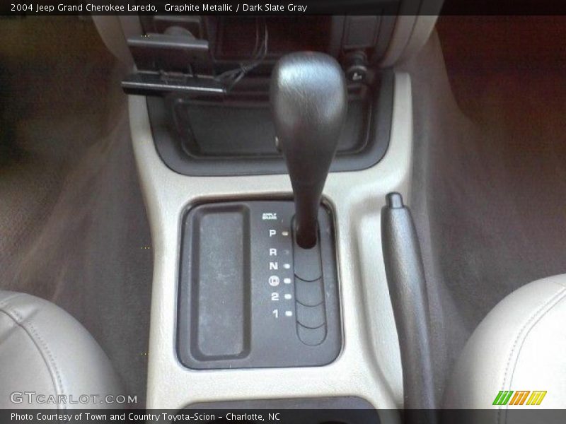Graphite Metallic / Dark Slate Gray 2004 Jeep Grand Cherokee Laredo