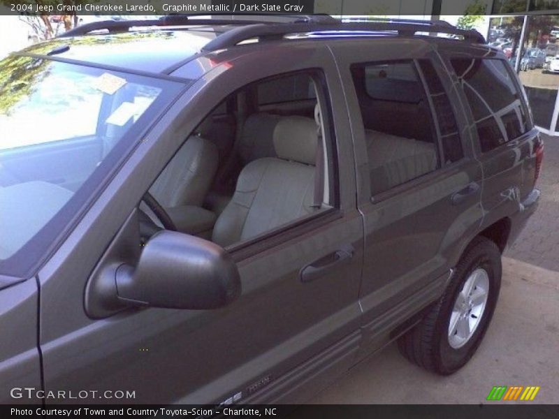 Graphite Metallic / Dark Slate Gray 2004 Jeep Grand Cherokee Laredo