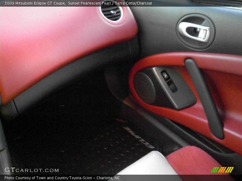 Sunset Pearlescent Pearl / Terra Cotta/Charcoal 2009 Mitsubishi Eclipse GT Coupe