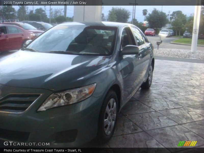 Aloe Green Metallic / Ash Gray 2010 Toyota Camry LE