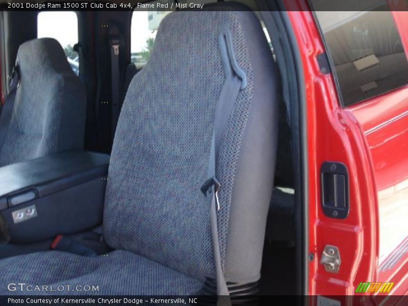 Flame Red / Mist Gray 2001 Dodge Ram 1500 ST Club Cab 4x4
