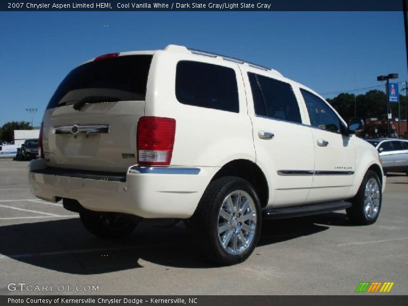Cool Vanilla White / Dark Slate Gray/Light Slate Gray 2007 Chrysler Aspen Limited HEMI