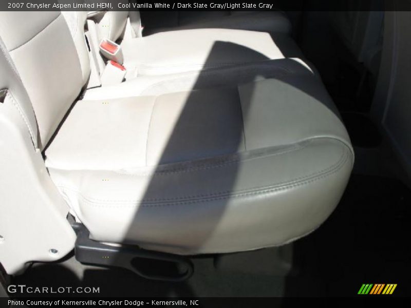 Cool Vanilla White / Dark Slate Gray/Light Slate Gray 2007 Chrysler Aspen Limited HEMI