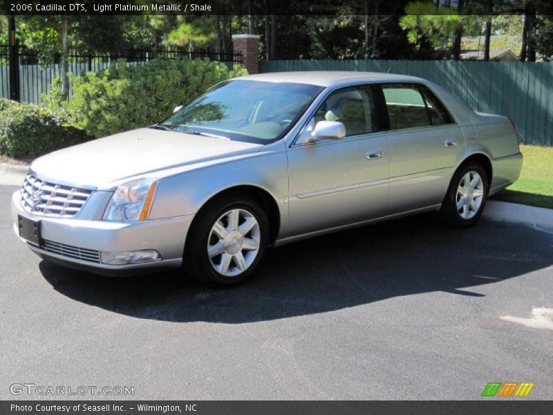 Light Platinum Metallic / Shale 2006 Cadillac DTS
