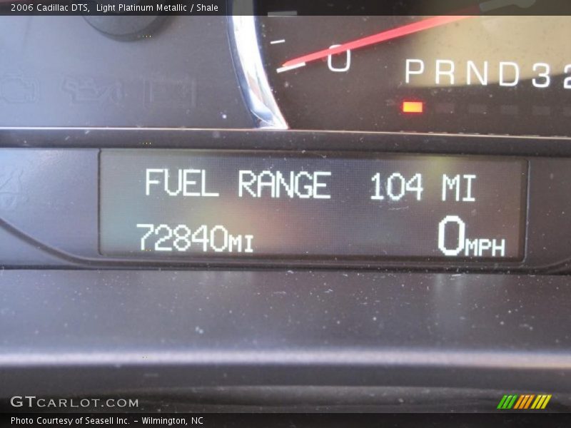 Light Platinum Metallic / Shale 2006 Cadillac DTS