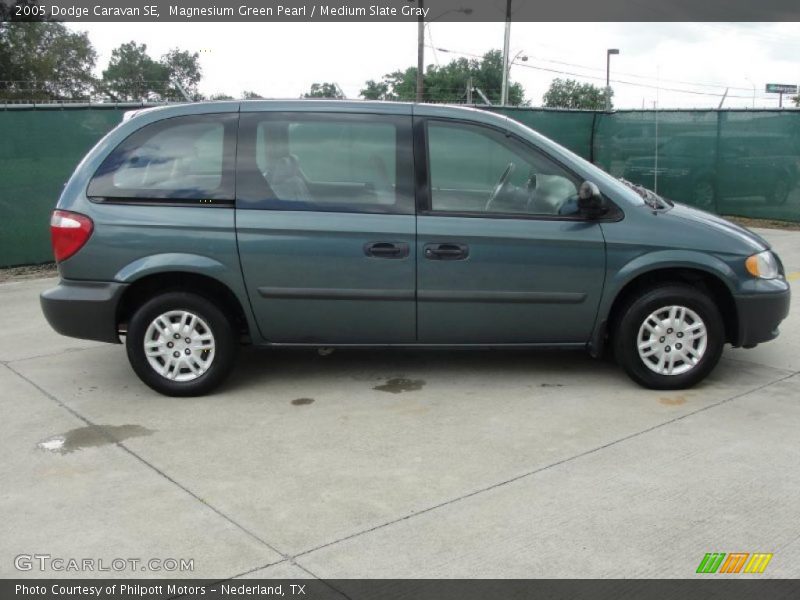 Magnesium Green Pearl / Medium Slate Gray 2005 Dodge Caravan SE