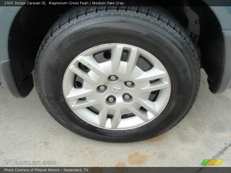 Magnesium Green Pearl / Medium Slate Gray 2005 Dodge Caravan SE