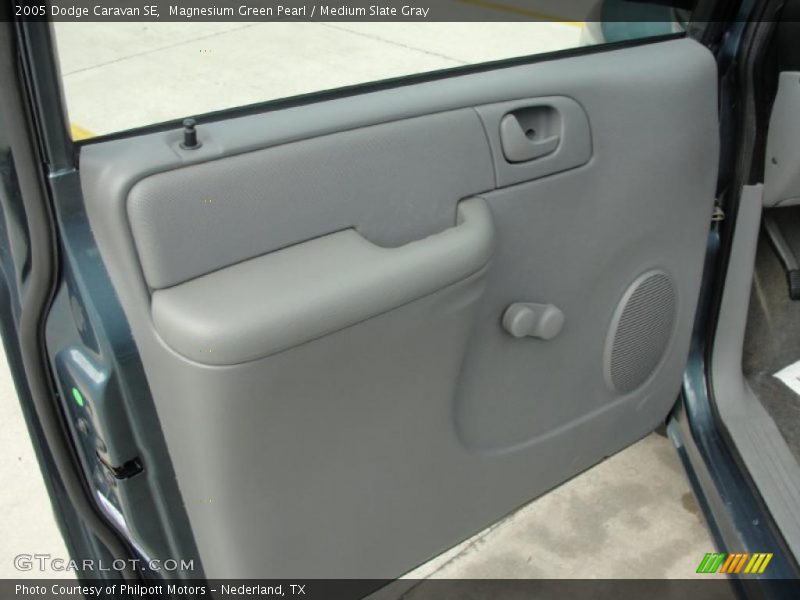 Magnesium Green Pearl / Medium Slate Gray 2005 Dodge Caravan SE