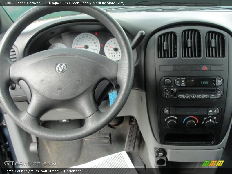 Magnesium Green Pearl / Medium Slate Gray 2005 Dodge Caravan SE