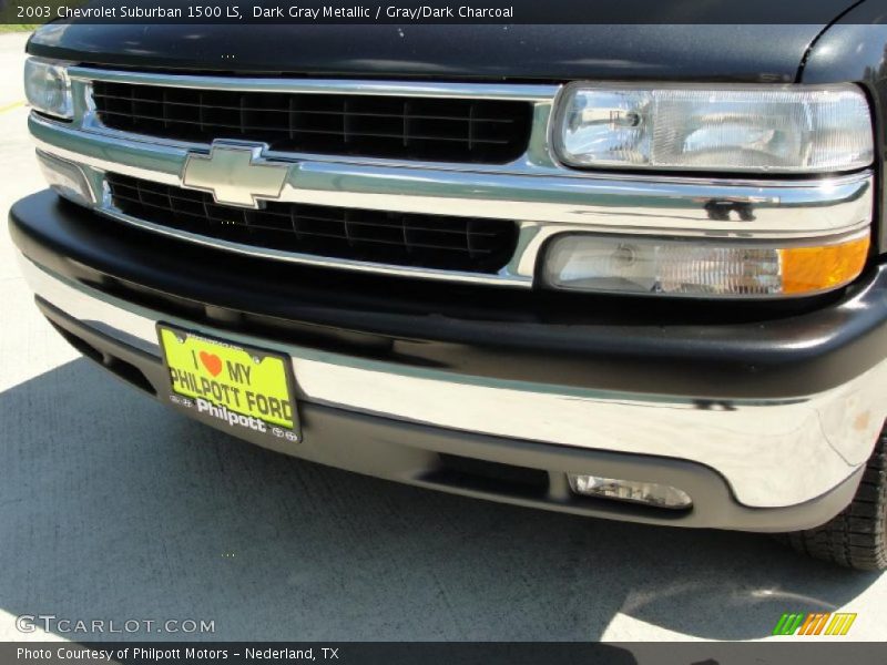 Dark Gray Metallic / Gray/Dark Charcoal 2003 Chevrolet Suburban 1500 LS