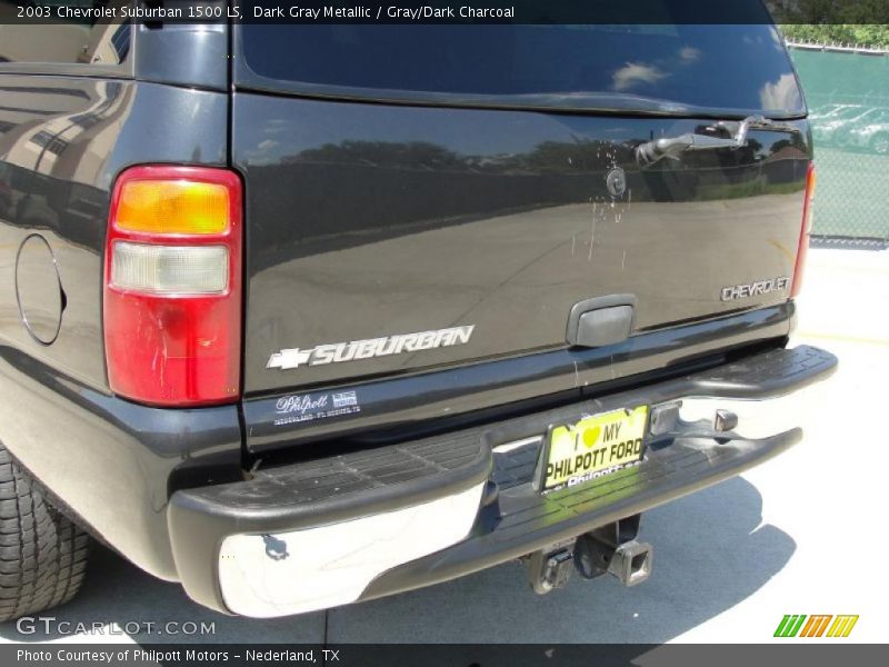 Dark Gray Metallic / Gray/Dark Charcoal 2003 Chevrolet Suburban 1500 LS