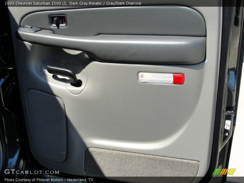 Dark Gray Metallic / Gray/Dark Charcoal 2003 Chevrolet Suburban 1500 LS