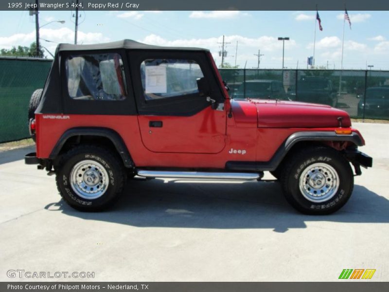 Poppy Red / Gray 1995 Jeep Wrangler S 4x4