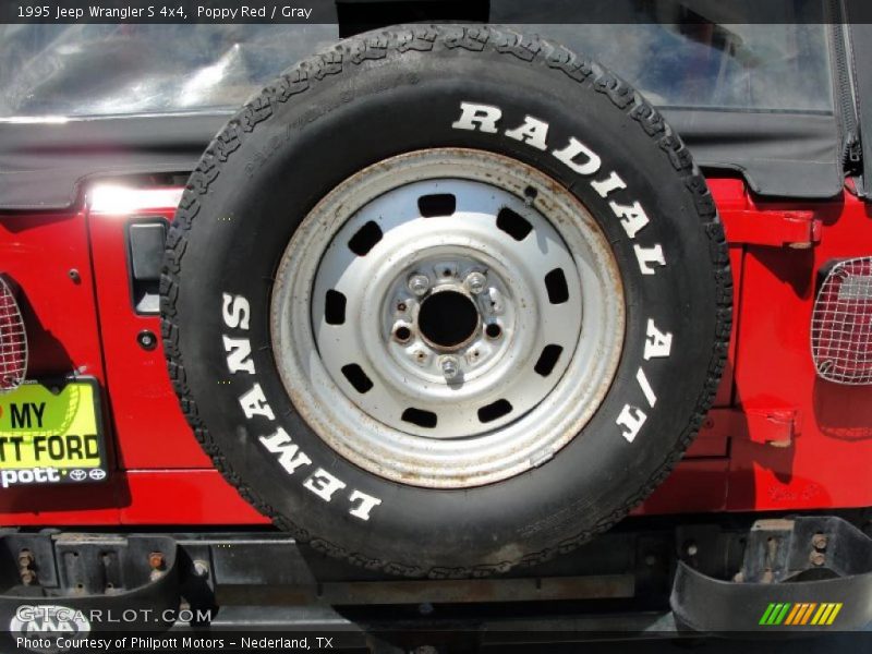 Poppy Red / Gray 1995 Jeep Wrangler S 4x4