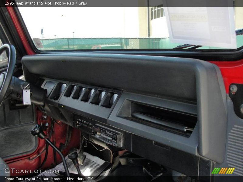 Poppy Red / Gray 1995 Jeep Wrangler S 4x4