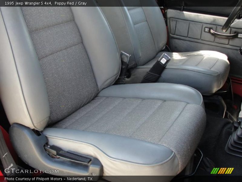 Poppy Red / Gray 1995 Jeep Wrangler S 4x4