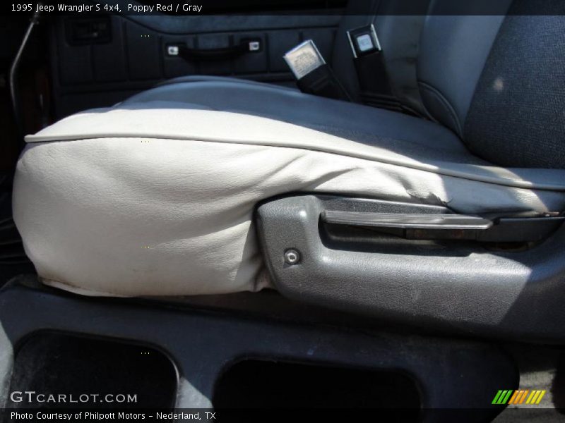 Poppy Red / Gray 1995 Jeep Wrangler S 4x4