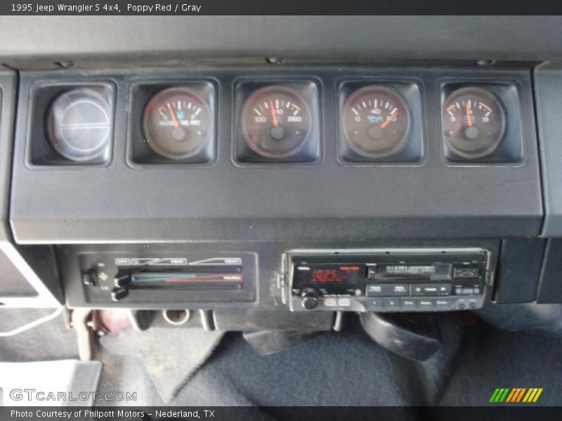 Poppy Red / Gray 1995 Jeep Wrangler S 4x4