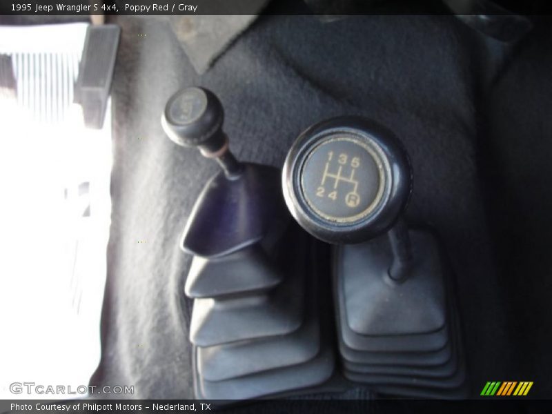 Poppy Red / Gray 1995 Jeep Wrangler S 4x4