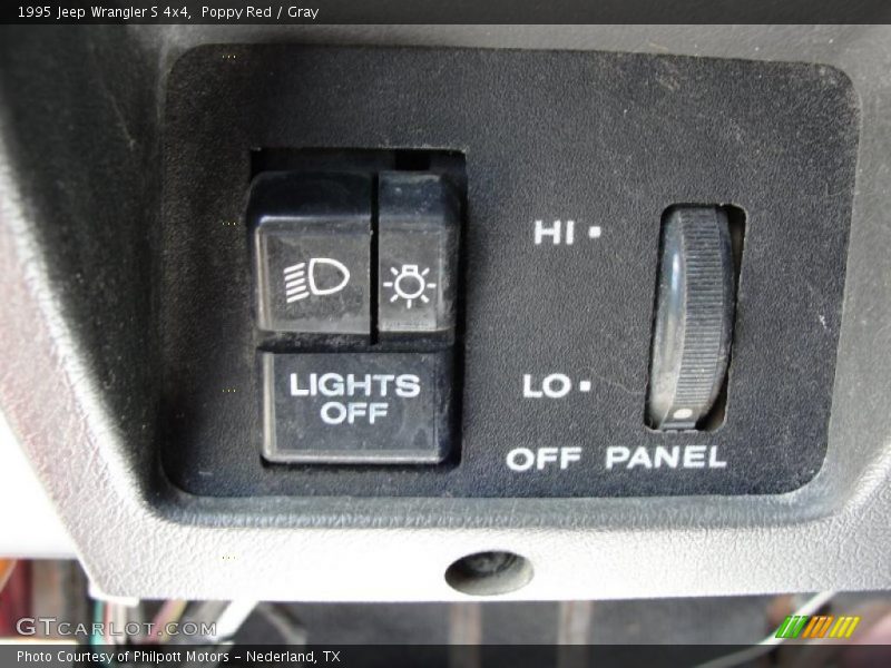 Poppy Red / Gray 1995 Jeep Wrangler S 4x4