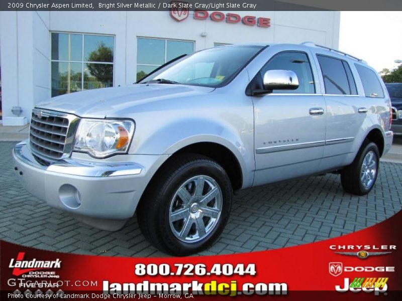 Bright Silver Metallic / Dark Slate Gray/Light Slate Gray 2009 Chrysler Aspen Limited