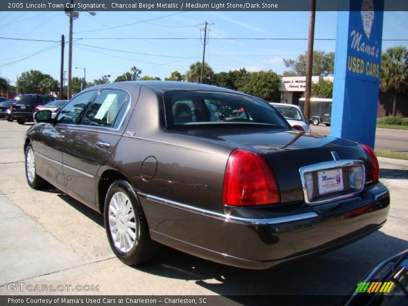 Charcoal Beige Metallic / Medium Light Stone/Dark Stone 2005 Lincoln Town Car Signature