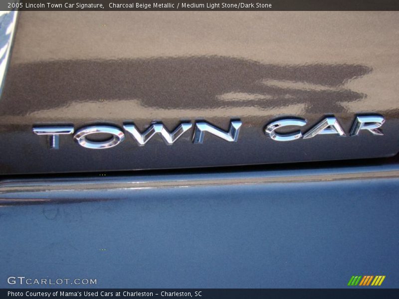 Charcoal Beige Metallic / Medium Light Stone/Dark Stone 2005 Lincoln Town Car Signature