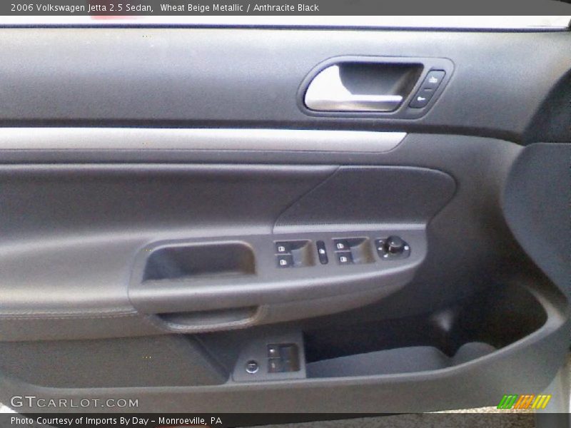 Wheat Beige Metallic / Anthracite Black 2006 Volkswagen Jetta 2.5 Sedan