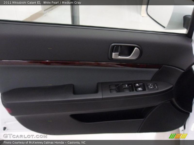 White Pearl / Medium Gray 2011 Mitsubishi Galant ES