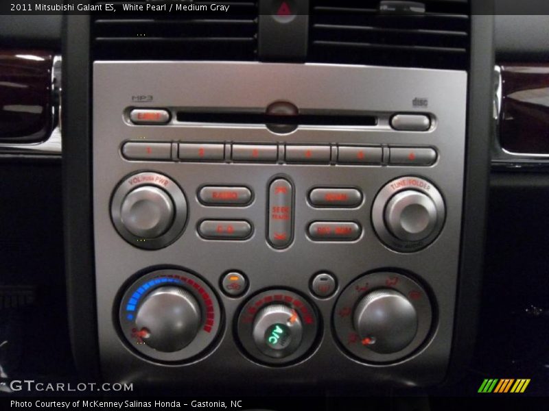 White Pearl / Medium Gray 2011 Mitsubishi Galant ES