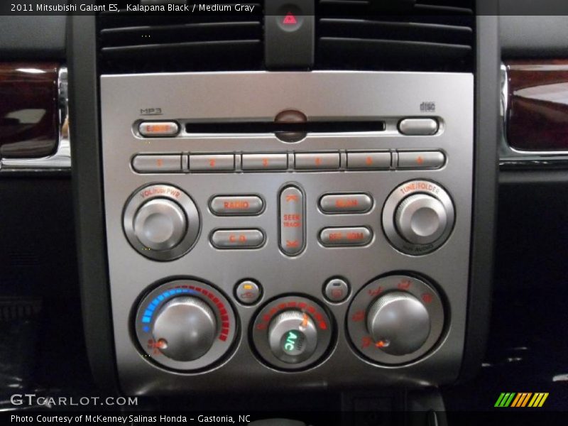 Kalapana Black / Medium Gray 2011 Mitsubishi Galant ES