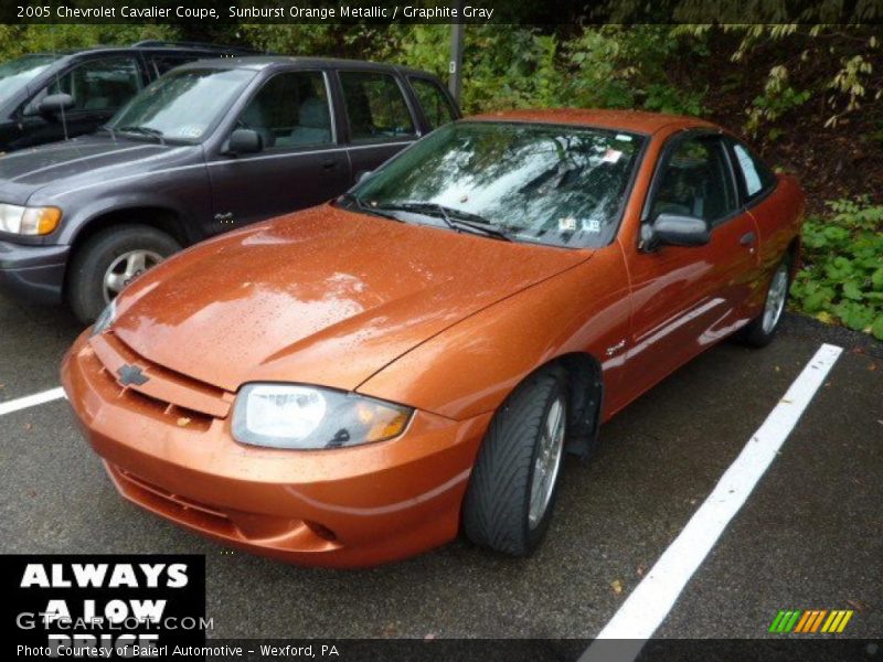 Sunburst Orange Metallic / Graphite Gray 2005 Chevrolet Cavalier Coupe