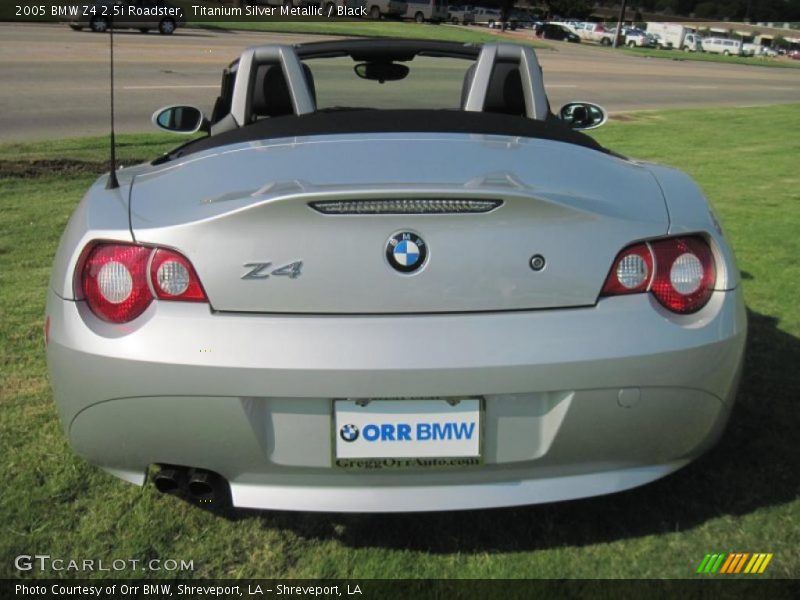 Titanium Silver Metallic / Black 2005 BMW Z4 2.5i Roadster