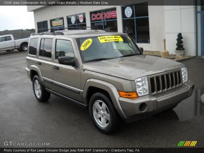 Light Khaki Metallic / Medium Slate Gray 2006 Jeep Commander 4x4