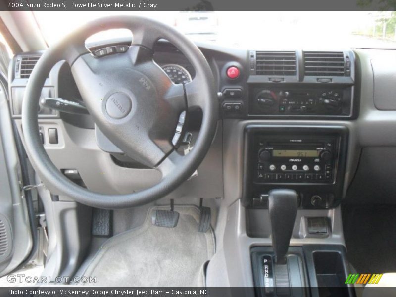Powellite Silver Metallic / Gray 2004 Isuzu Rodeo S